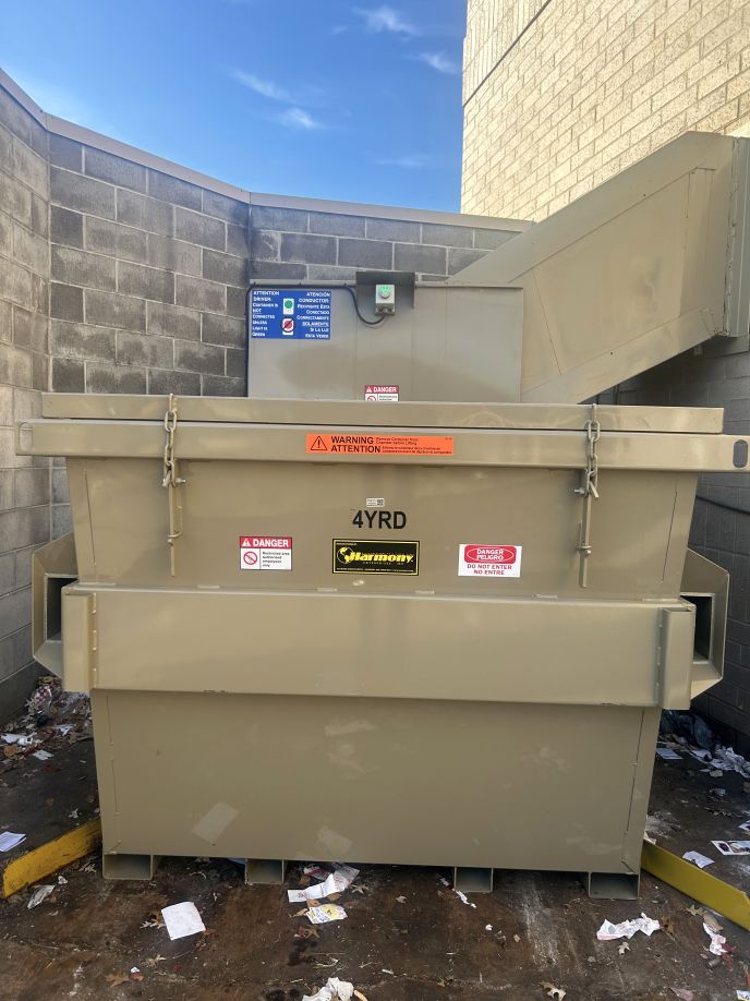recycleharmony's tweet image. Sustainability isn’t just happening on the coasts — it’s thriving right here in the heartland.

Harmony just completed two new C100 compactors installs in Topeka, KS and Independence, MO

Proud to support investing in cleaner, smarter waste solutions. 

#recycleharmony