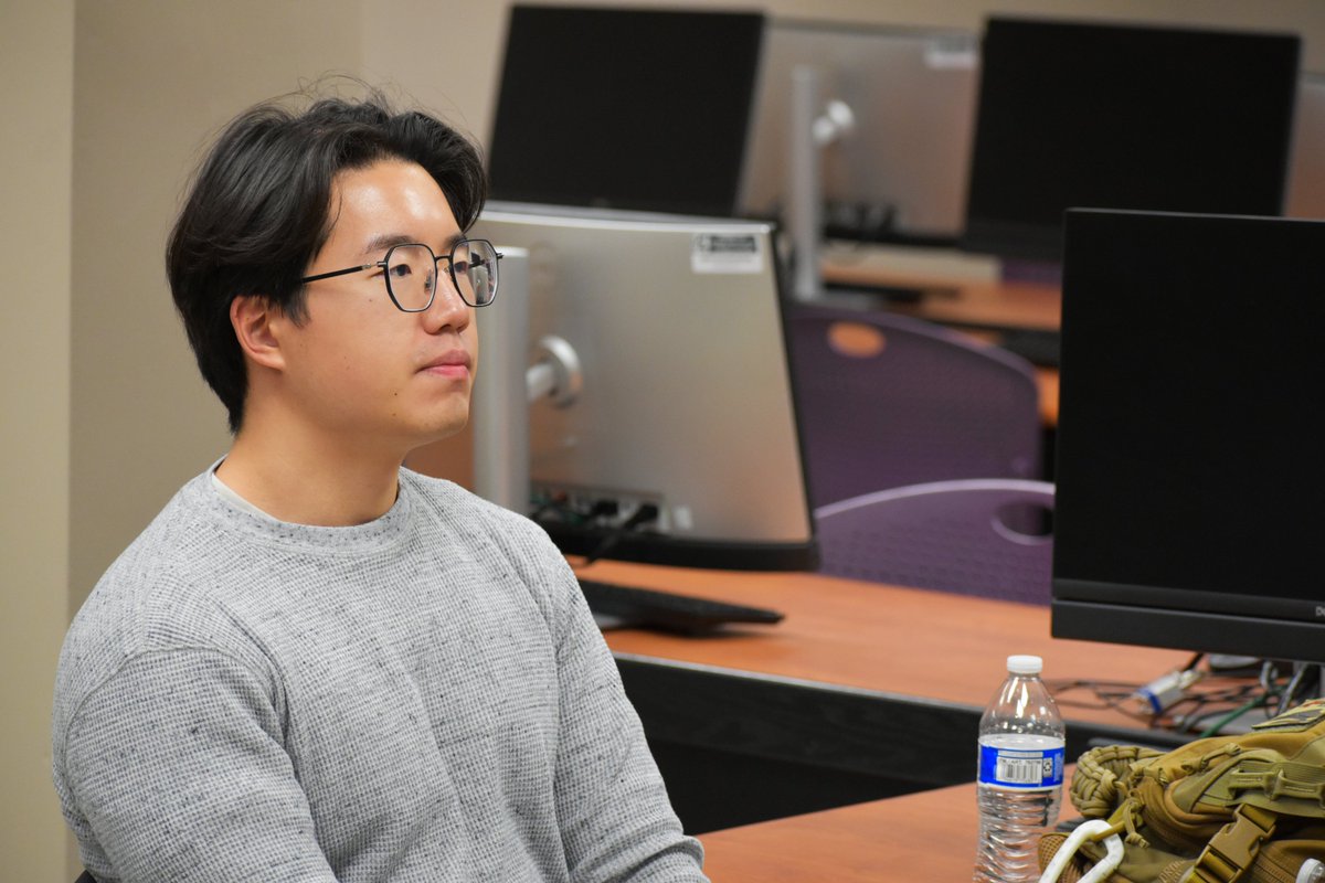 msu_scj's tweet image. We held a Grad School Workshop for students interested in pursuing graduate school after graduation.

As always, we were impressed with the knowledge, ambition, and dedication of our students. 

#AdvanceJustice #MSUSocialScience