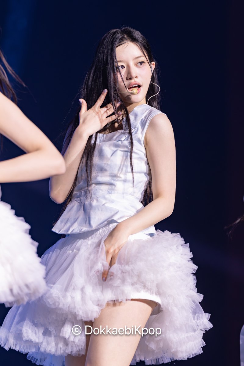 251108 Glitter Day Encore Day 1 #ILLIT #아일릿 #민주 #MINJU