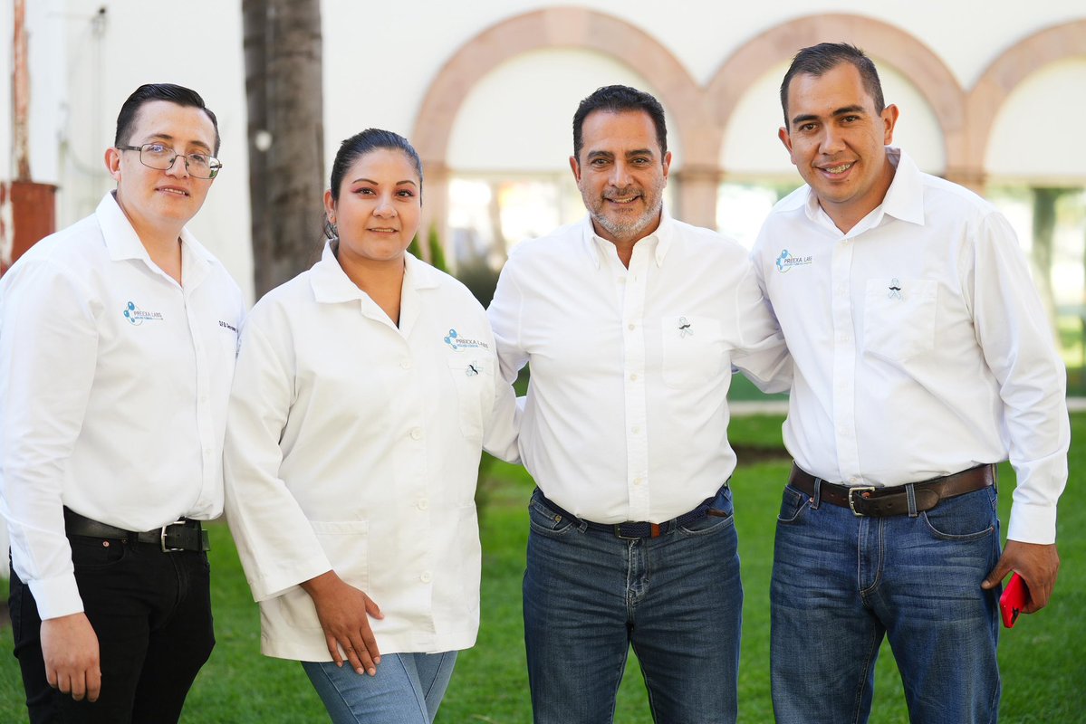 josejoseantonio's tweet image. ¡Hablemos con valentía: prevenir salva vidas! 💙🎗️

Gracias a los dueños de laboratorios que se sumaron con grandes descuentos en los estudios, para que más hombres den el paso y se revisen a tiempo.

En este Mes del Hombre vamos unidos contra el cáncer de próstata y colon,…