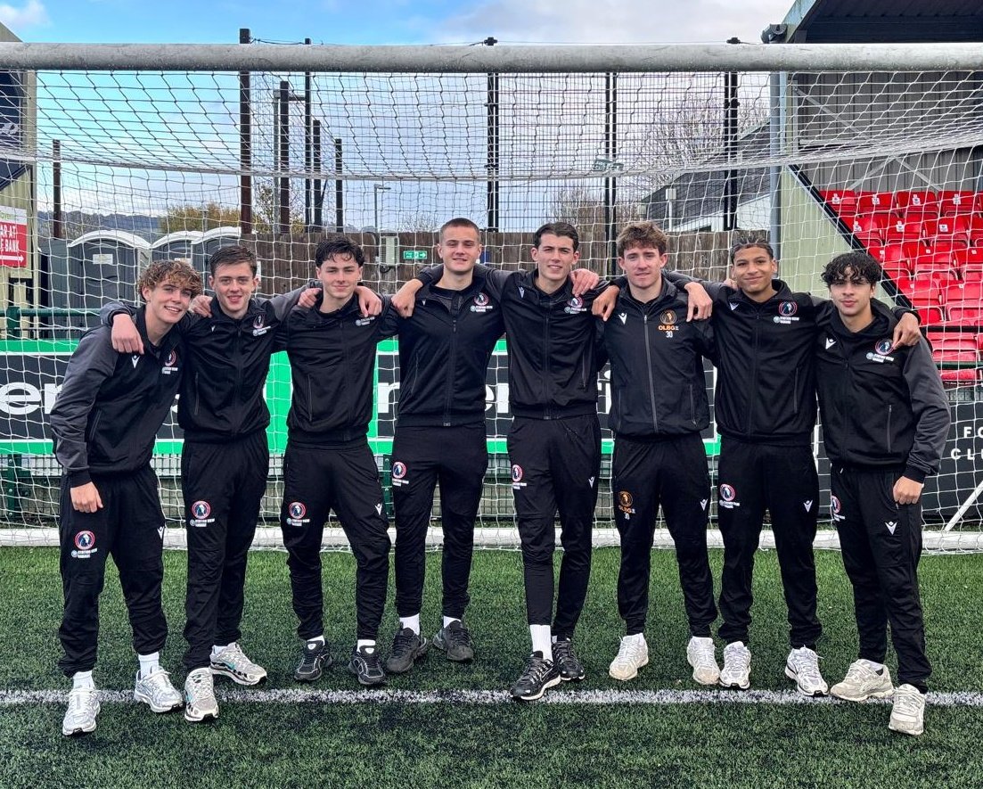 DWFCAcademy's tweet image. Nine students from our Elite Development Group featured in this morning&apos;s friendly fixture at Meadowbank against AFC Wimbledon - a valuable and positive experience for all involved 👏

Playing alongside a number of Wanderers first team senior players, today&apos;s matchday squad…