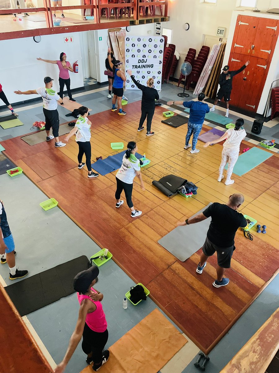 ddjtraining's tweet image. Evening FITCLUB 🔥
There’s nothing like ending the day with good energy, good people, and a powerful workout. The atmosphere is always electric and everyone shows up ready to give their best. Proud of this community — every session just keeps getting better! 💚🏋🏽‍♂️