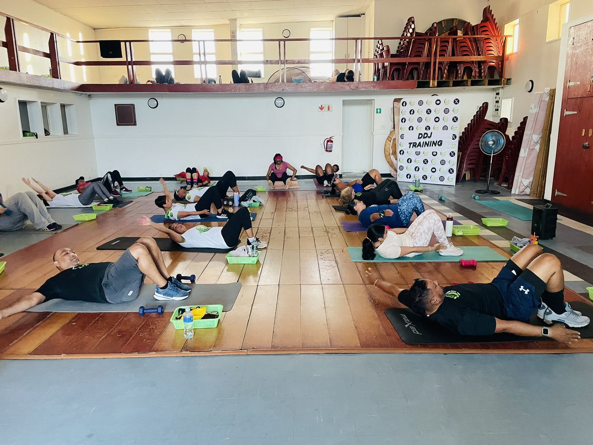 ddjtraining's tweet image. Evening FITCLUB 🔥
There’s nothing like ending the day with good energy, good people, and a powerful workout. The atmosphere is always electric and everyone shows up ready to give their best. Proud of this community — every session just keeps getting better! 💚🏋🏽‍♂️