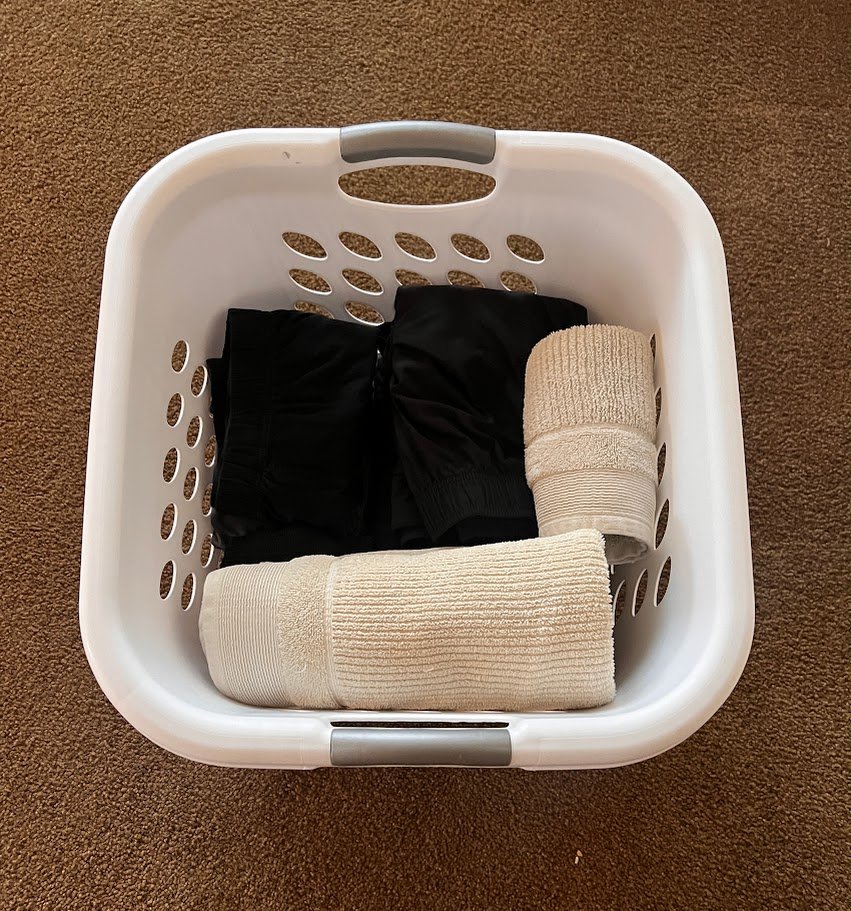 SteveSkojec's tweet image. True story:

I was up late last night, distracting myself from the latest wave of my own grief, so I woke up late. First thing I saw when I looked at my phone was a very kind text from @Joeinblack about what was going on today, and an offer to include me in any of it, but only if…