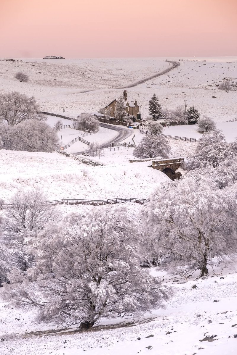 scouce007's tweet image. 🌧️ That time of year!🌧️