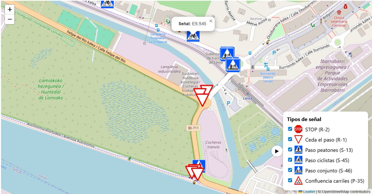 El_carretero1's tweet image. Este mapa utiliza tecnología de #OpenStreetMap para saber con detalle las ubicaciones y los tipos de señal en una zona. 

De momento solo están disponibles 6 tipos de señales para elegir, pero puede que se añadan más en un futuro.