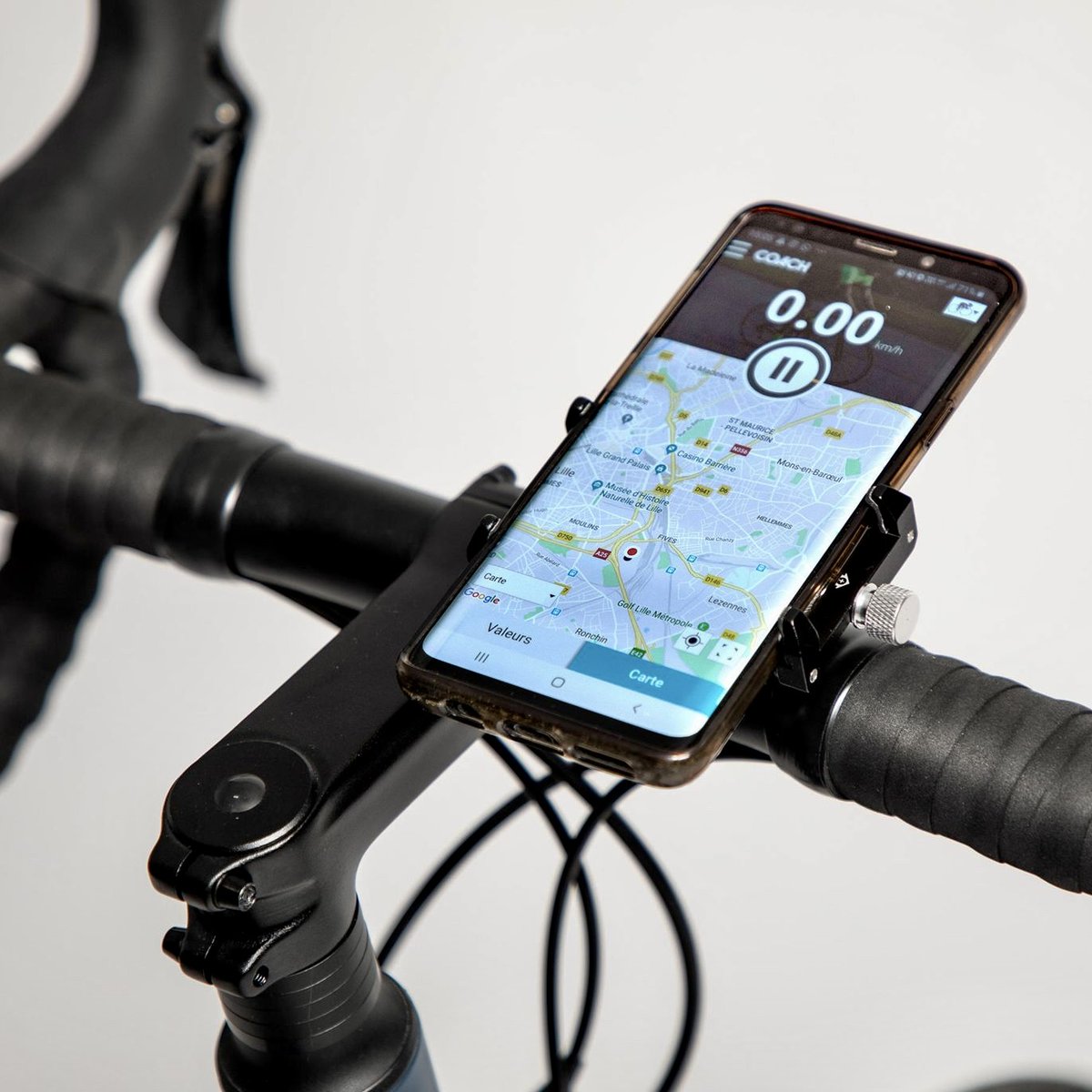 Chatelaine_Qc's tweet image. 🤓 Vous connaissez quelqu&apos;un d&apos;un peu #geek sur les bords? Offrez-lui un cadeau de Noël connecté qui ferait rêver n&apos;importe quel amateur de technologie.

🔗 Voir nos 15 idées-cadeaux: fr.chatelaine.com/art-de-vivre/1…