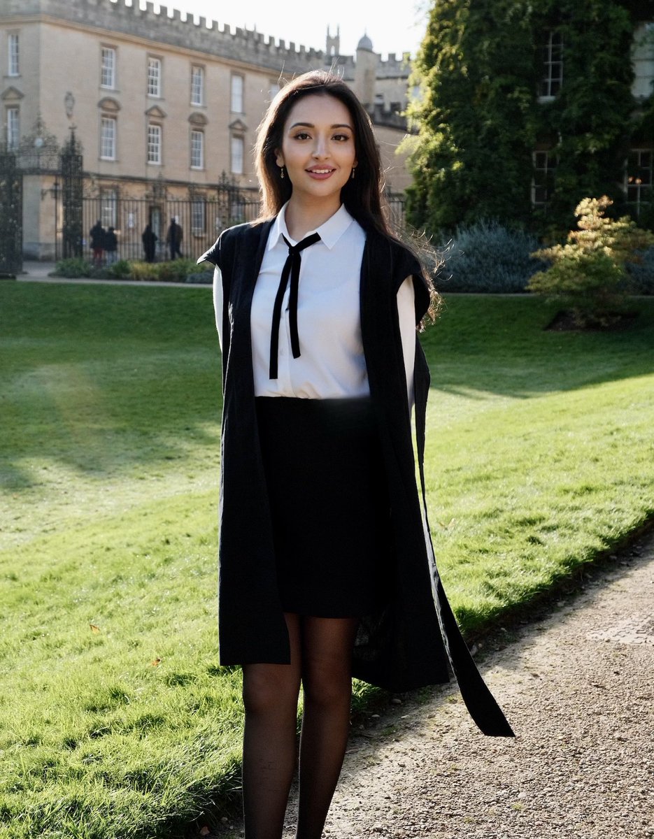 SaraWahedi's tweet image. Ivy League and Oxford. Double degrees on that chick.