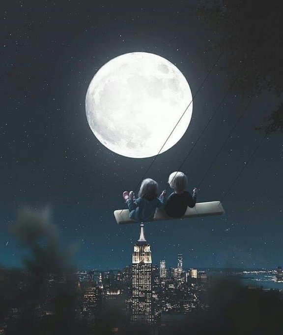 " وقد نُحبّ أُناسًا دون رُؤيتهم 
لاشيء غير انجذاب الروح للروحِ  ."  

- جلال الدين الرومي