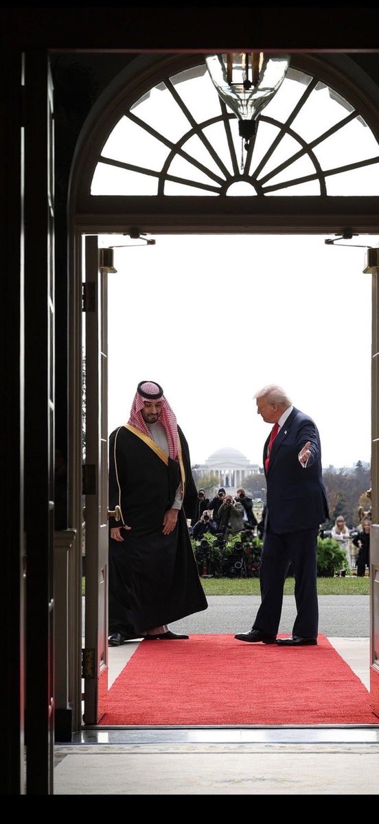 lkf50's tweet photo. من عزومك عرفت كبار العزوم 🤍🇸🇦

#محمد_بن_سلمان_في_واشنطن https://t.co/BpdVe334c0