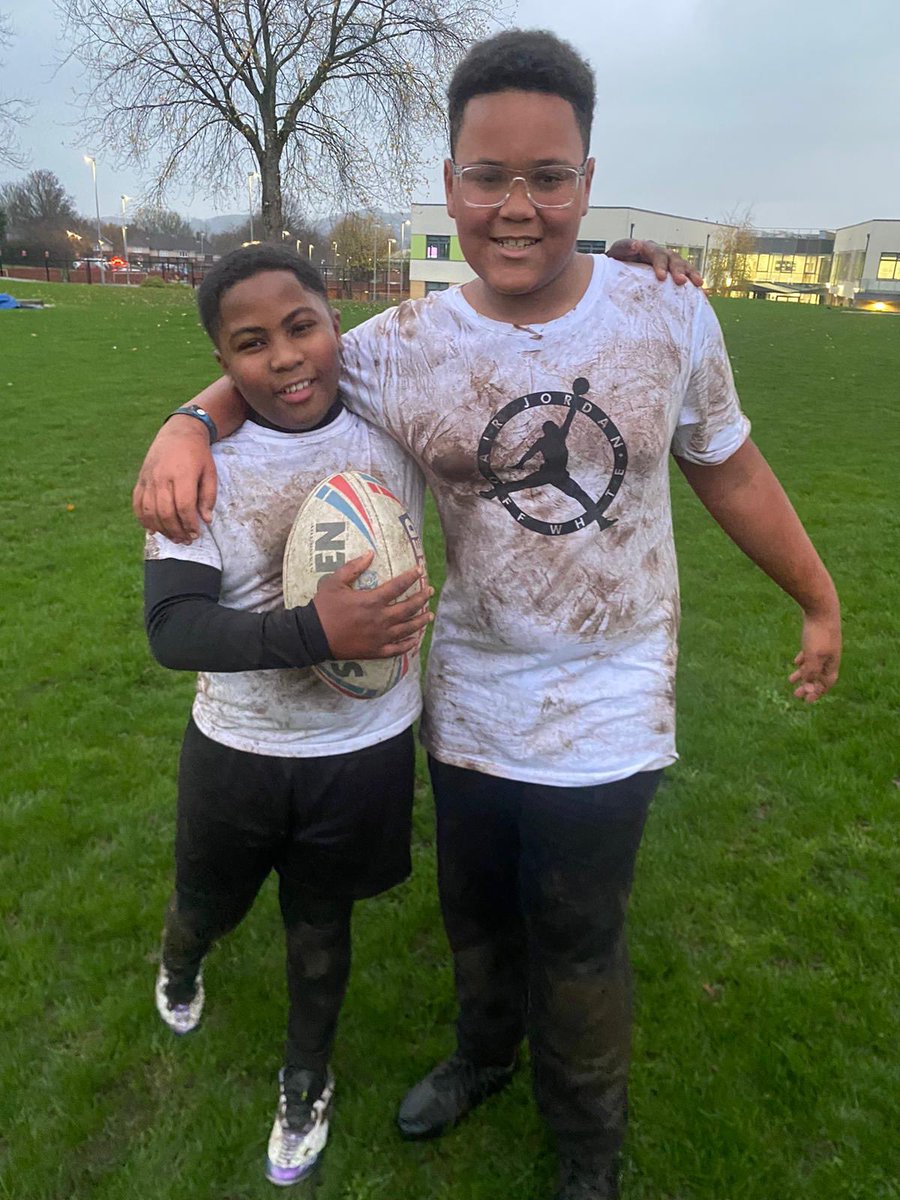 PathwaysEACT's tweet image. A great session in the rain tonight for our Pathways Panthers 🏉