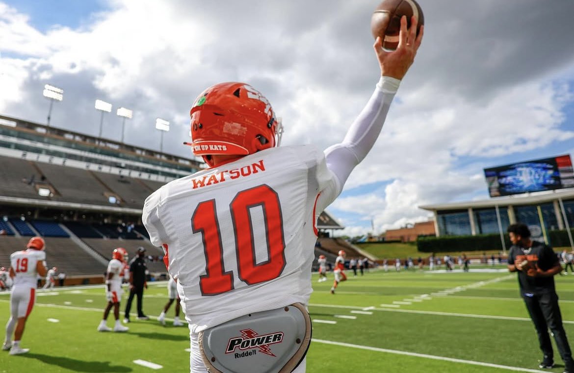 Kudos to Hunter Watson on an incredible collegiate career. Another one of the great QB’s in program history.

-NJCAA National Champion 2023
-Led Sam Houston to a 10-3 record and its first bowl win in 2024
-3,842 total yards and 28 TD’s in 19 games as a Bearkat

Thank you 10!