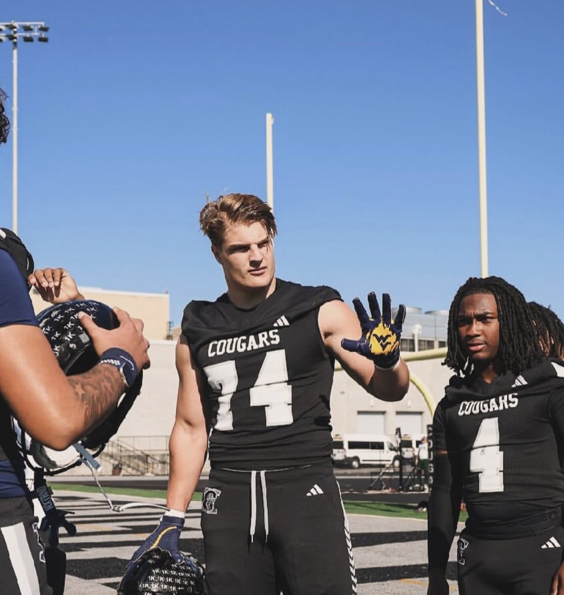 🚨 BREAKING: 4 ⭐️ IOL Kevin Brown has committed to WVU on the <a href="/PatMcAfeeShow/">Pat McAfee</a> ! LET’S GOO

Brown is the No. 3 IOL in the 2026 class (rivals) and was the highest-rated recruit in the PSU class before decommitting.

His father, Tim Brown, also played for the Mountaineers.

Another