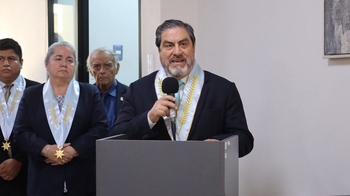 CALPERUOFICIAL's tweet image. 🔵 #NotaDePrensa | Colegio de Abogados de Lima Inaugura Moderna Sala de Coworking en la Sede Lima Norte

El Colegio de Abogados de Lima inauguró la nueva Sala de Coworking y Sala de Directorio en la Sede San Héctor – Lima Norte, un espacio moderno, funcional y completamente…