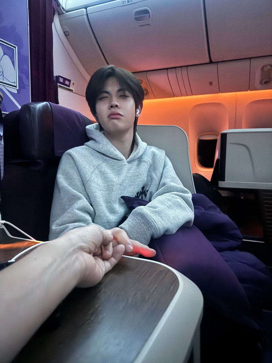 <a href="/TLE_mtm/">TLE.MTM</a> <a href="/firstone_wnk/">FirstOne</a> โกรธเบ๊บอยู่       :  จะได้ไปสวิสหายโกดแย๊ะ