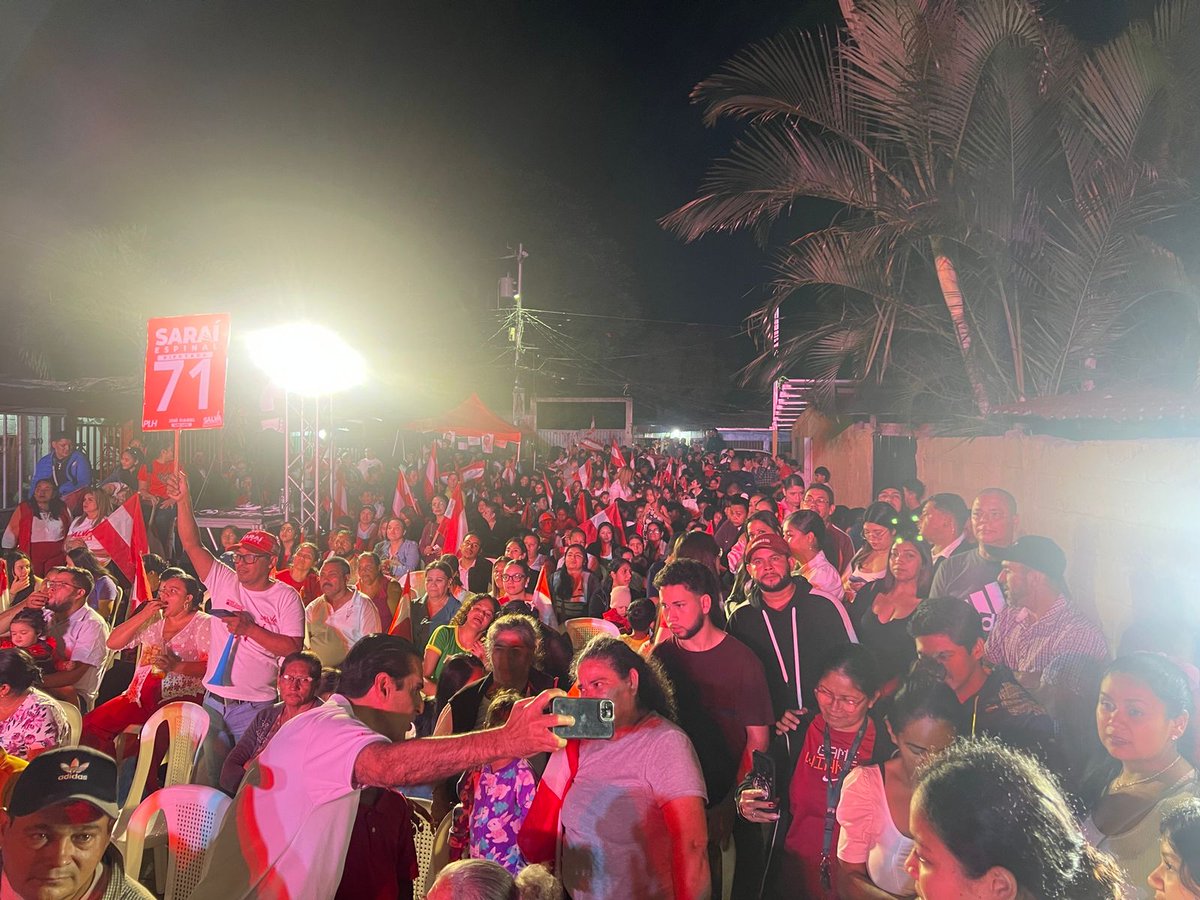 📌 #Tegucigalpa | Una fiesta liberal se vivió el día de ayer lunes 17 de noviembre en el Distrito 13 de la capital. Nuestro máximo líder y próximo presidente Salvador Nasralla, se hizo acompañar de nuestro próximo alcalde Elise Castro y nuestra lujosa planilla de diputados que