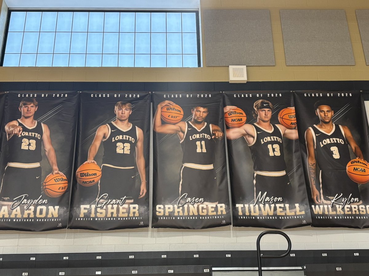 lorettohoops's tweet image. Senior banners👀

One last go around starts on Thursday night with these 5!