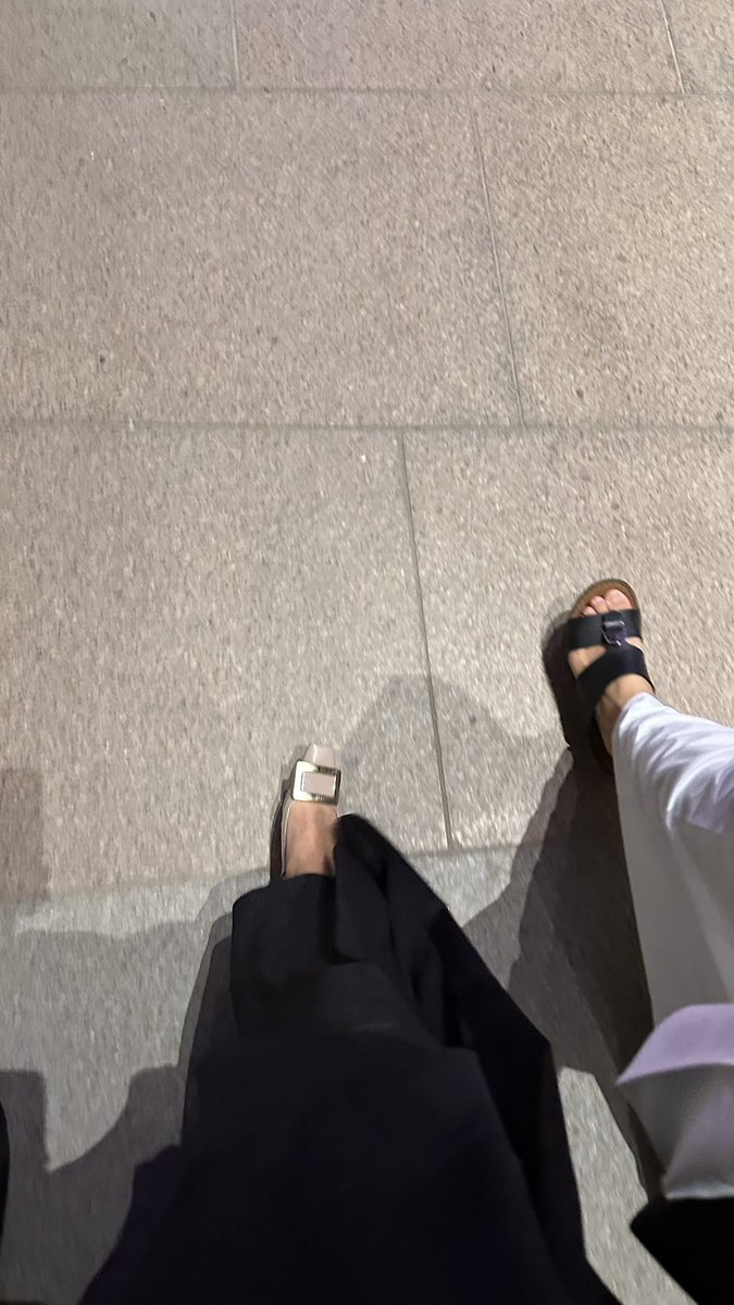 Hanoxfii's tweet image. May our paths cross in every universe💫❣️💌