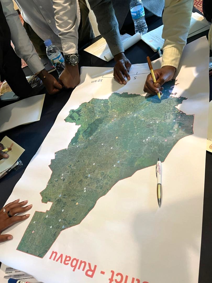 GGGI_Rwanda's tweet image. When communities lead, change happen! 🌱🌱🌍

What made this workshop truly impactful was the active #engagement of communities and district stakeholders every step of the way! 

Through interactive group #discussions and collaborative exercises, participants didn’t just share…