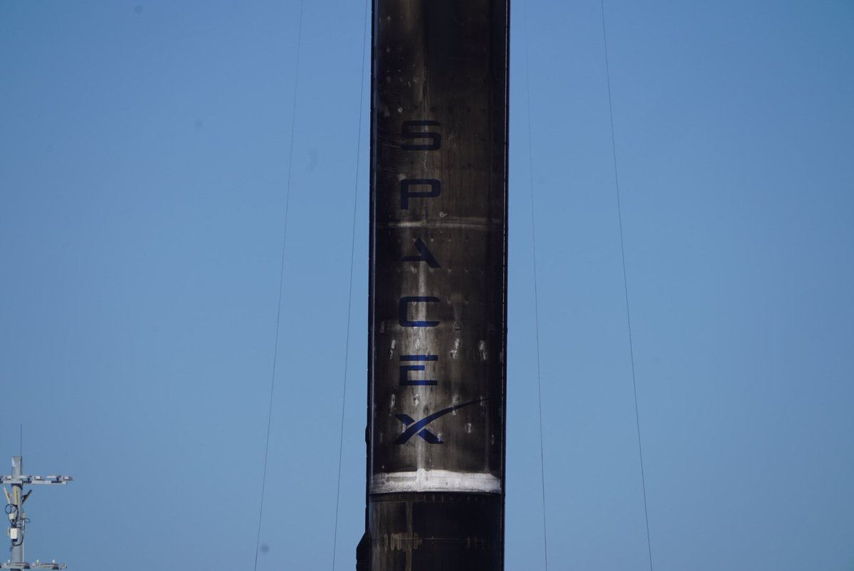 FLsunshine4me2's tweet image. Dirty girls. 🚀🚀 #SpaceX