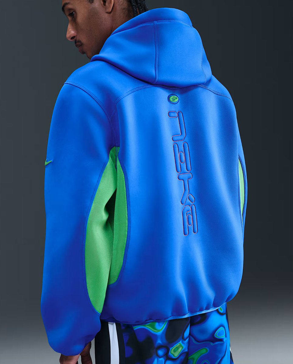 SOLELINKS's tweet photo. Ad: Nike Project F.R.O.G. Full-Zip Hoodie on sale for $102.73 + FREE shipping, use code ACCESS => https://t.co/ySYv4tjk9d https://t.co/Gd8o1hS0fU