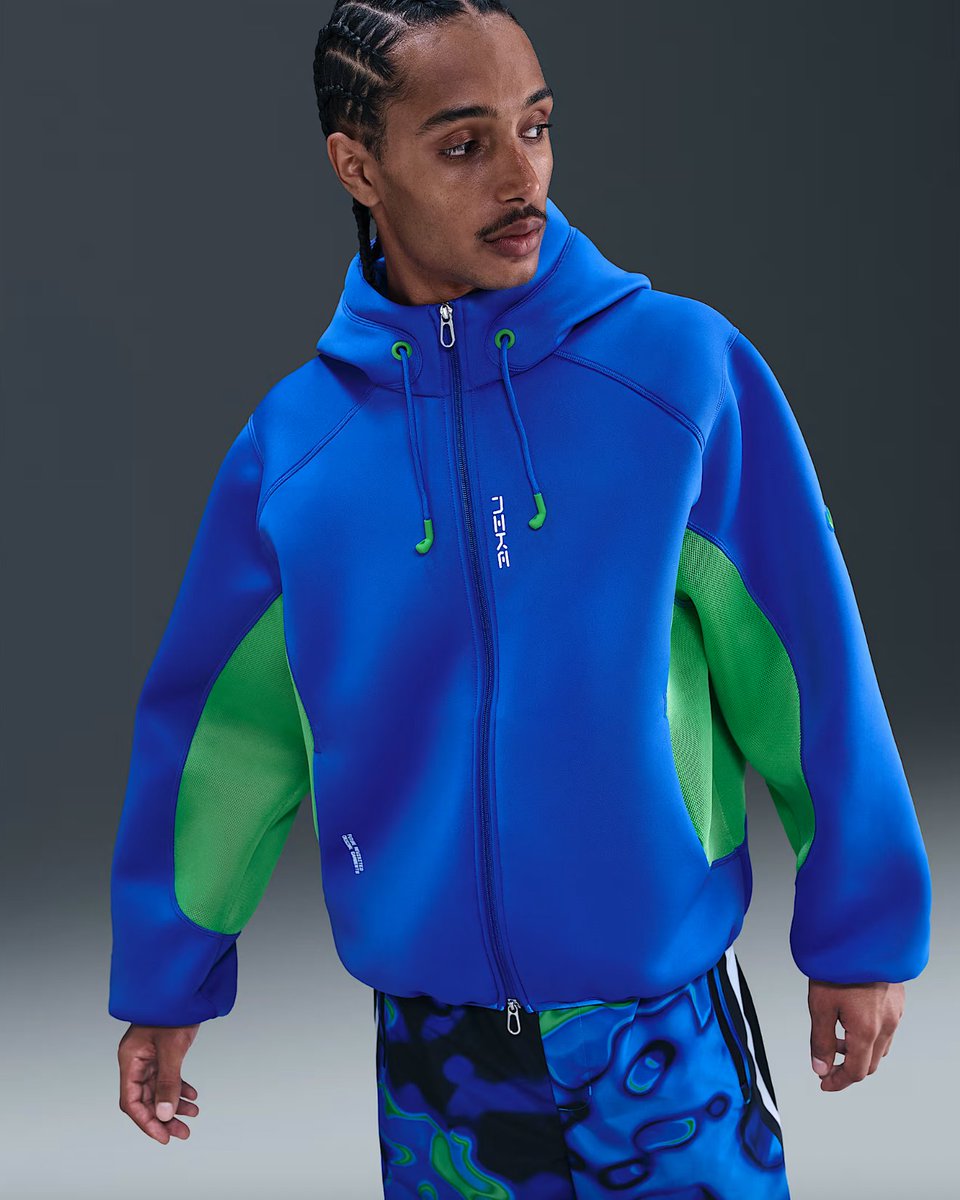 SOLELINKS's tweet photo. Ad: Nike Project F.R.O.G. Full-Zip Hoodie on sale for $102.73 + FREE shipping, use code ACCESS => https://t.co/ySYv4tjk9d https://t.co/Gd8o1hS0fU