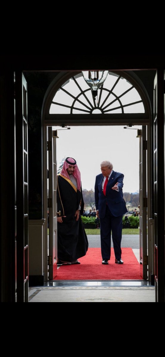 Khad3anah's tweet photo. #محمد_بن_سلمان_في_واشنطن

اللهم حقق مراده واهدافه ورؤيته ومايسعى إليه وزده قوة وتمكيناً في الارض وأنصره نصرًا مؤزرا  🇸🇦 https://t.co/KeUwvBFFge
