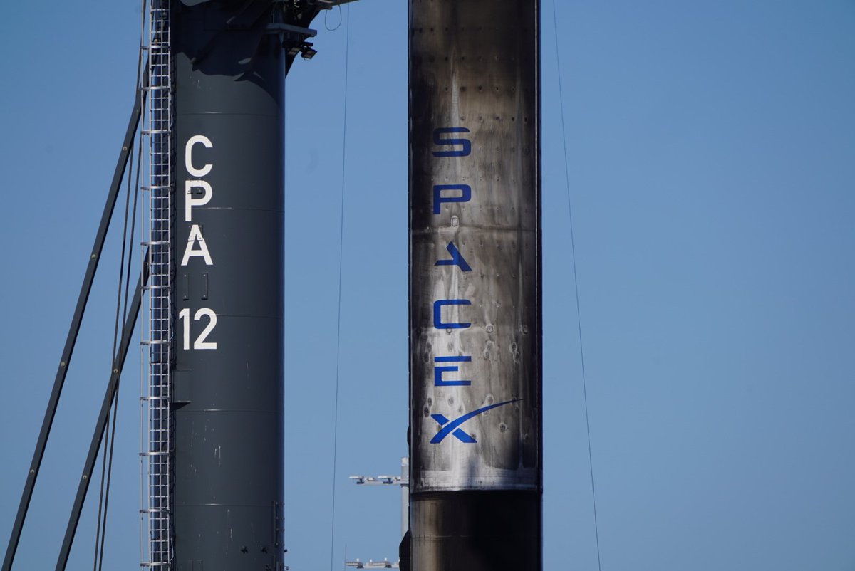 FLsunshine4me2's tweet image. Dirty girls. 🚀🚀 #SpaceX