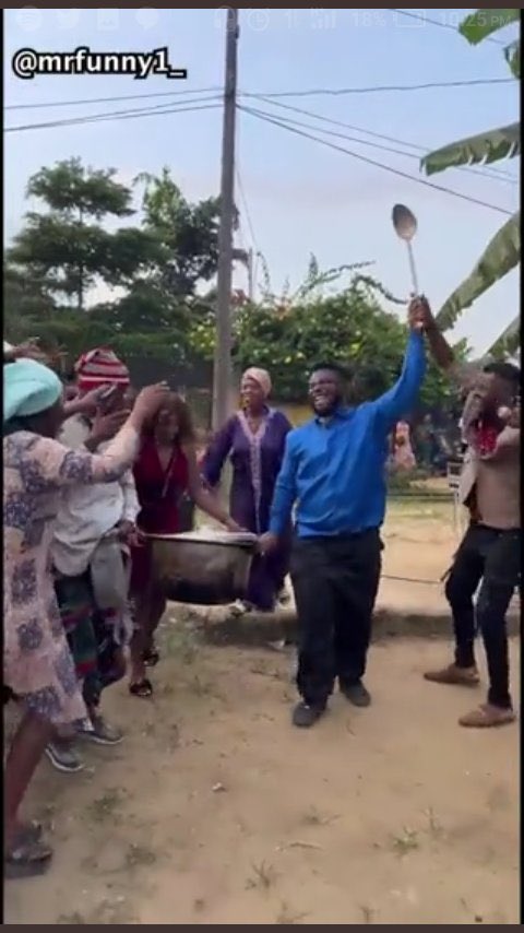 waggydey4you's tweet image. Shout-out by 9:30pm drop your handle and retweet for wider audience 🚀🔥🤭