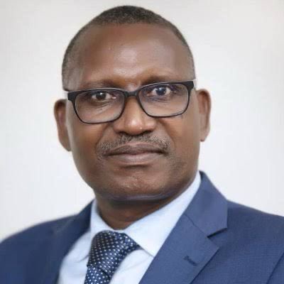 RuhakanaR's tweet photo. Very sad news.

Dr. Emmanuel Iyamuremye, a proud Munyakigezi and patriotic Ugandan, has passed on.

As ED of UCDA, he led Uganda to a record 8.2M coffee bags and $2.4B in earnings (2024/25). 
At OPM, he worked with OWC to support farmers with seedlings.

He has left a legacy of promoting higher household incomes.

MHSRIEP