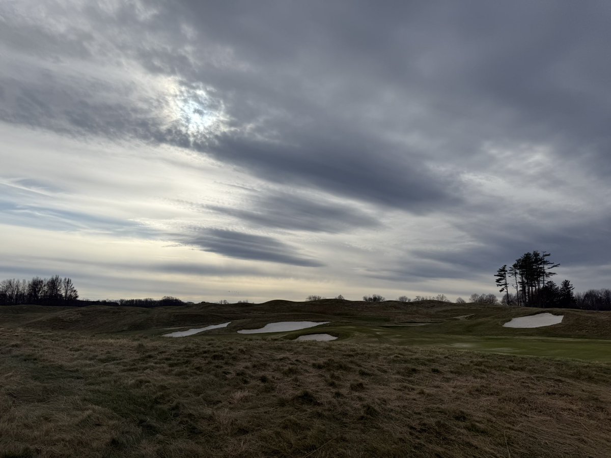 Looking west. #resolute