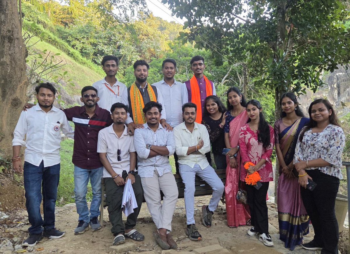 SEILOrgIn's tweet photo. Deligates of Gomati group of “Rashtriya Ekatmta Yatra 2025,” visited the Ramkrishna Mahavidyalaya campus and toured the Unakoti tourism site and Tiraparti Balaji Temple under Kailashahar Nagar unit in Tripura.
#SEILTour2025 #RashtriyaEkatmataYatra2025 #SEIL2025 https://t.co/I4DsRrjxP4