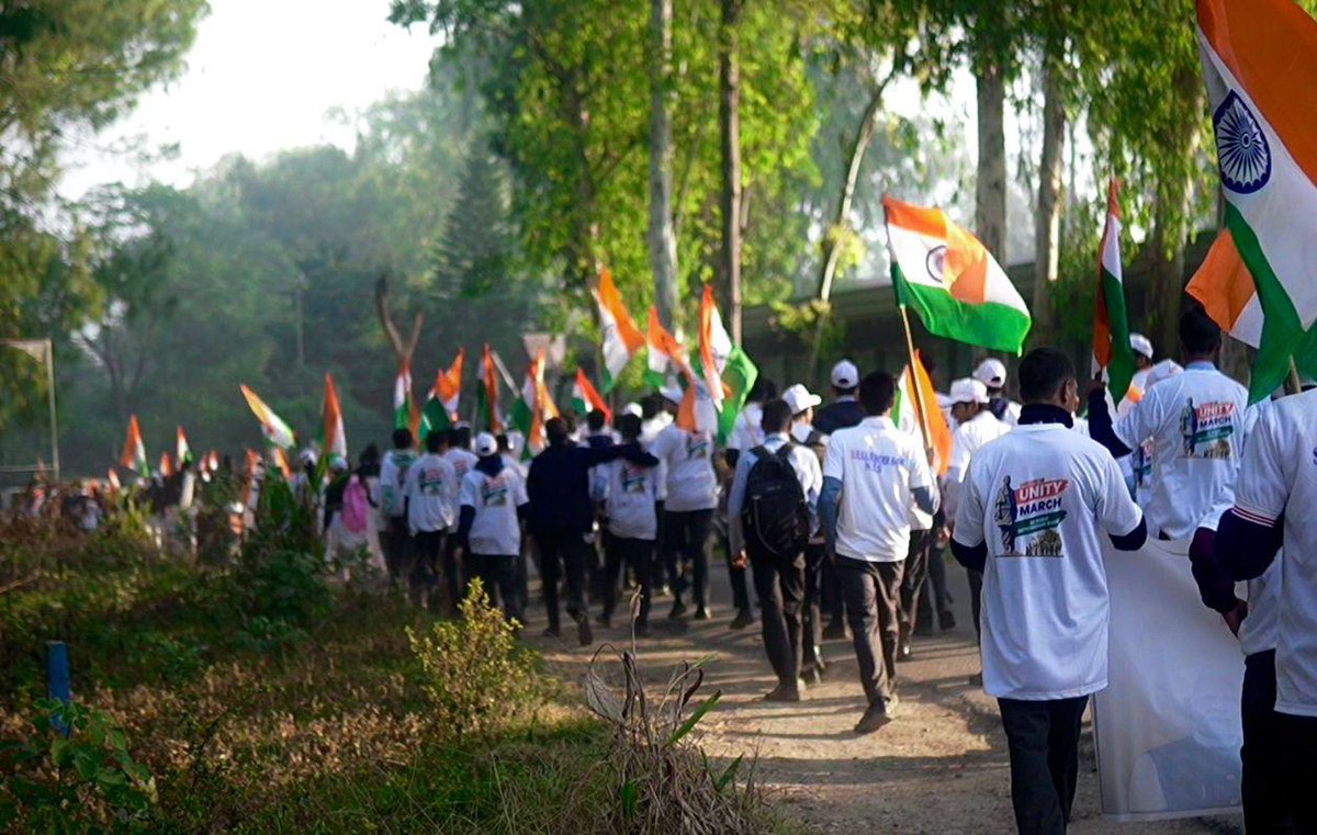 YASMinistry's tweet image. Rajouri - Jammu &amp;amp; Kashmir’s youth and citizens actively contributed to strengthening Ekta, embracing the vision of a Viksit Bharat inspired by Sardar Vallabhbhai Patel. 👣✨

👉 Visit mybharat.gov.in to take part in the Padyatra.

#Sardar150 #UnityMarch #MYBharat