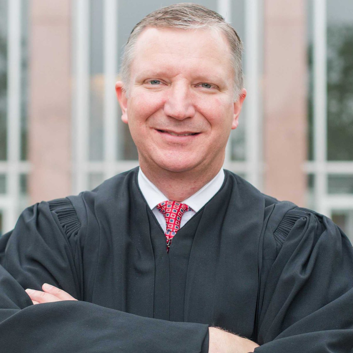 DisavowTrump20's tweet image. 🚨NEW: Federal Judges David Guardarrama and Jeff Brown have blocked the Texas GOP’s attempt to gerrymander the state.

RETWEET to thank these judges for standing up for our democracy!