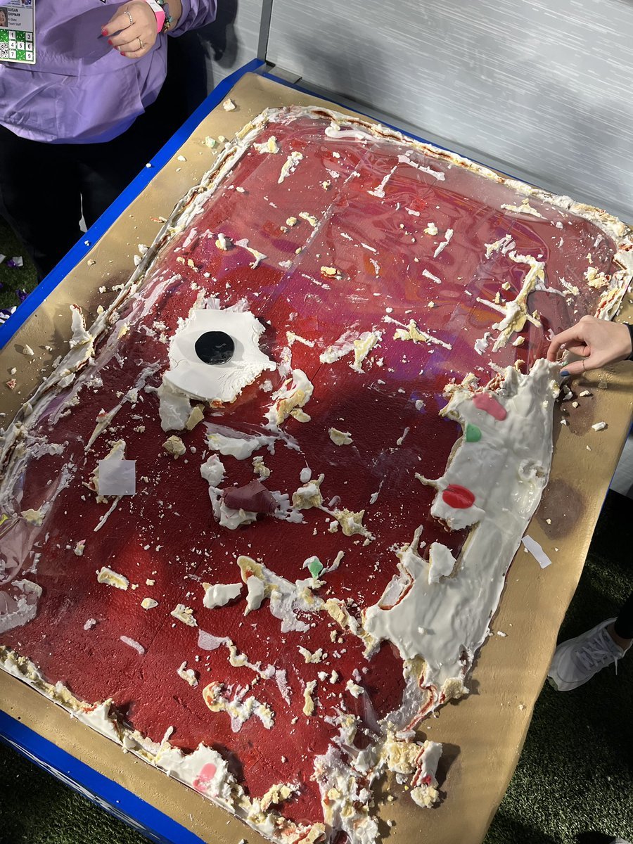 SickosCommittee's tweet image. As we look ahead to the next @PopTartsBowl, let us not forget Strawberry, the original sacrifice.

This photo was taken by committee member @ktshook and has been used a billion times across the internet and TV, including on @LastWeekTonight