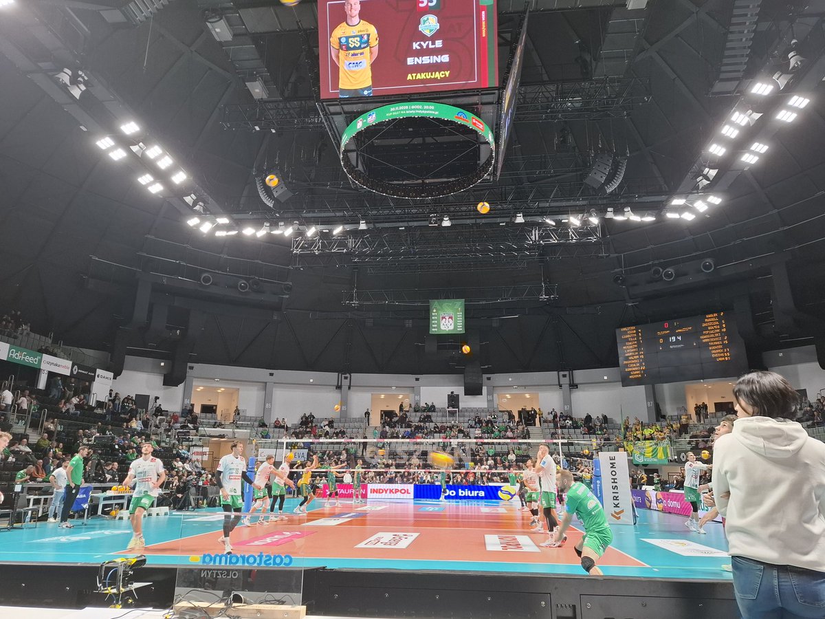 Ale fajnie po tylu latach komentować mecz lidera z wiceliderem <a href="/PlusLiga_/">PlusLiga</a> 😍
Zapraszam do <a href="/RadioOlsztyn/">Radio Olsztyn</a>