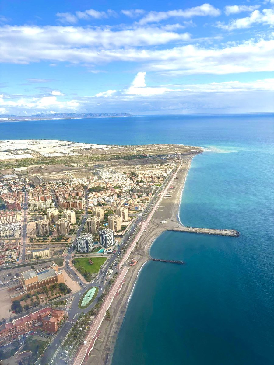 Almería -Aérea- tweet media