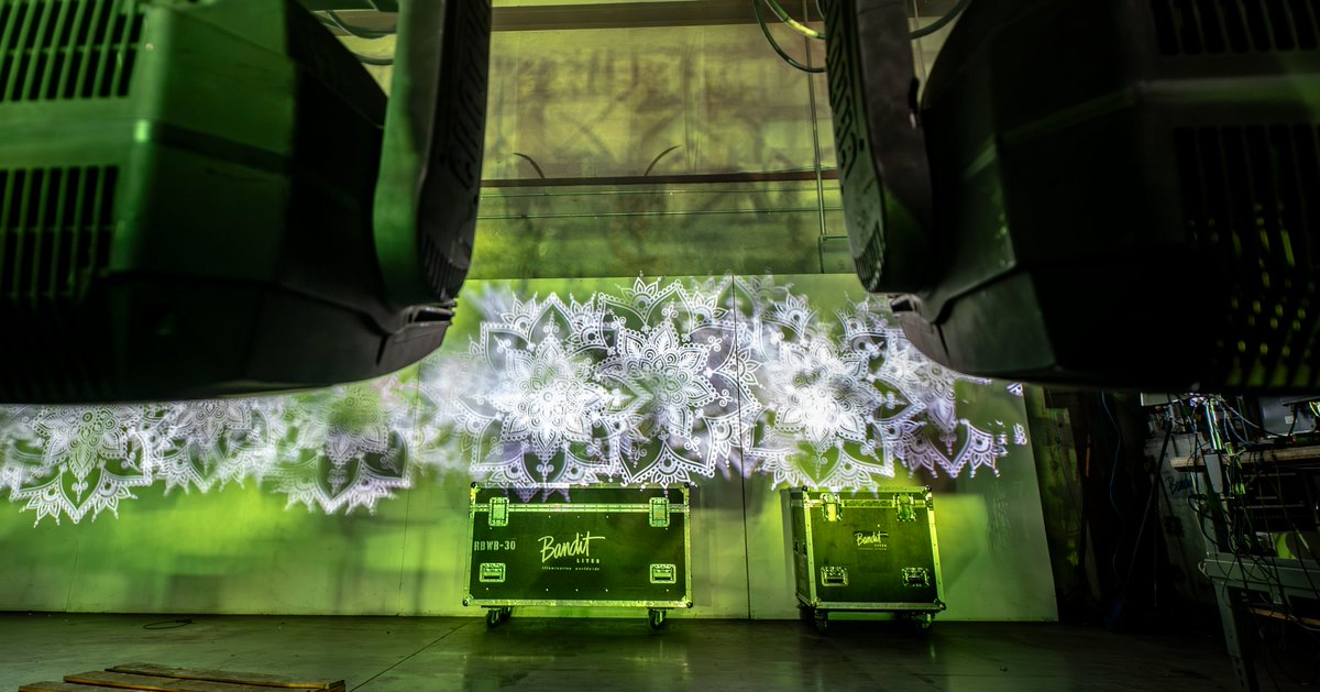 BanditLites's tweet image. Spotlight perfection starts here. Every Chauvet MK3 Spot goes through meticulous prep in our QC area! Because great shows begin long before load-in.

#banditlites #lightdesign #stagelighting #ConcertLighting #chauvetlighting