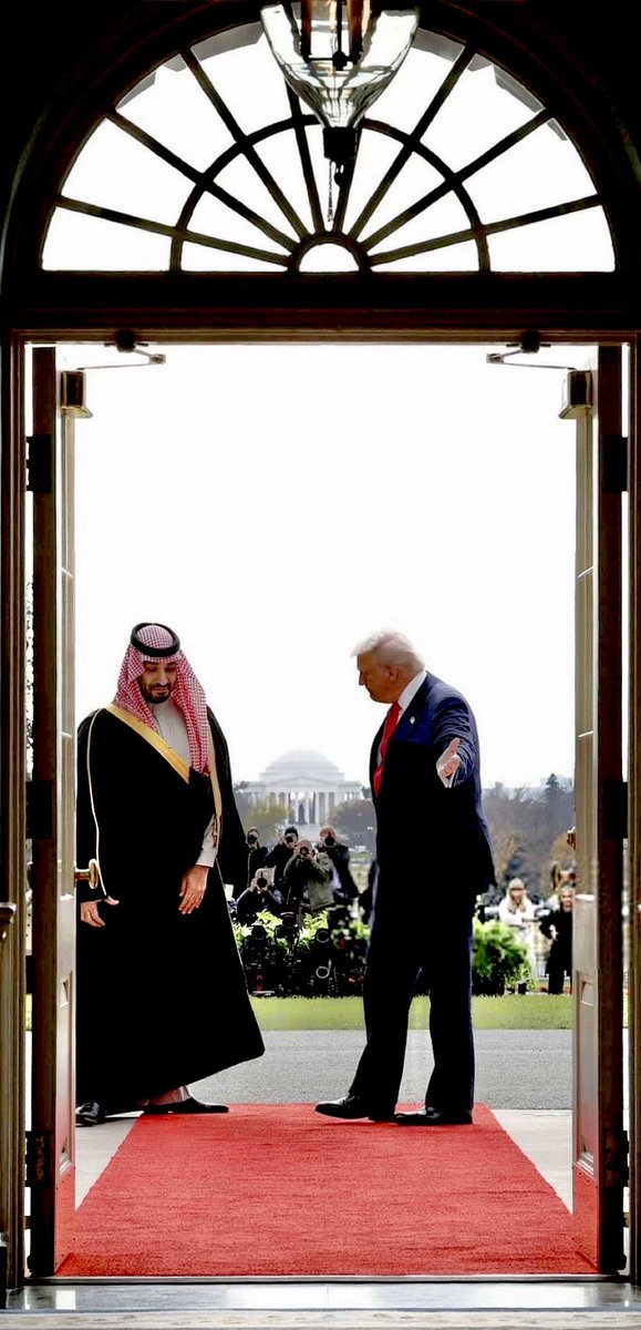 <a href="/spagov/">واس الأخبار الملكية</a> هذا زعيم الكون من محور الكون

عز   الزعيم   وعز    دار     الزعامة

ما عنده  إلا نكون  ونكون   ونكون

الأول  ومركزنا   على   كل    هامة

#ماجد_العبدالله 

#ولي_العهد 
#محمد_بن_سلمان_في_واشنطن
#القمة_السعودية_الأمريكية
#SaudiUSsummit | #MBSINUSA
#واس