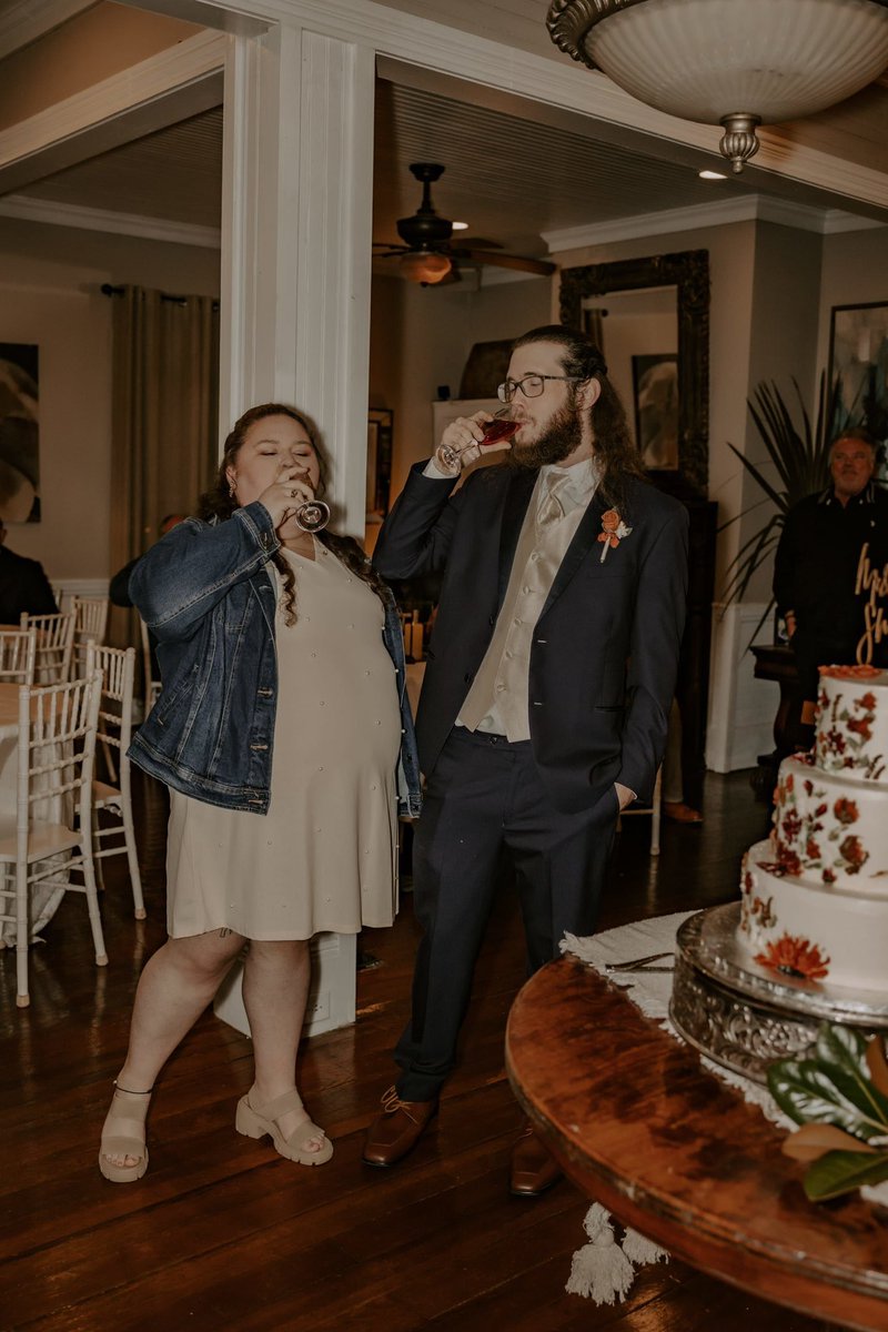 DiminishedLove's tweet photo. I’ve been married for 3 years?? Crazy. https://t.co/i4UrCBbcwc