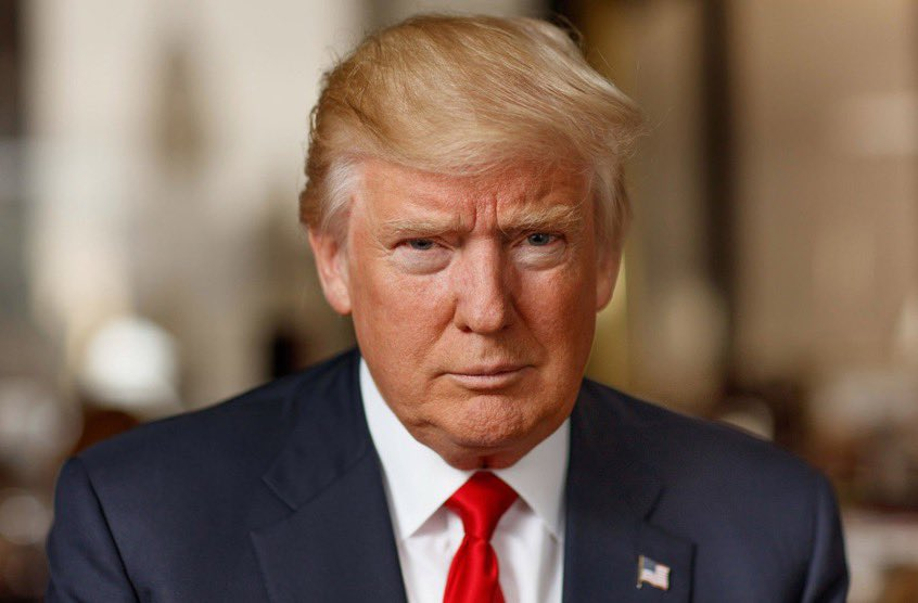 Donald Trump:

"Cristiano es el GOAT". [Fox News]