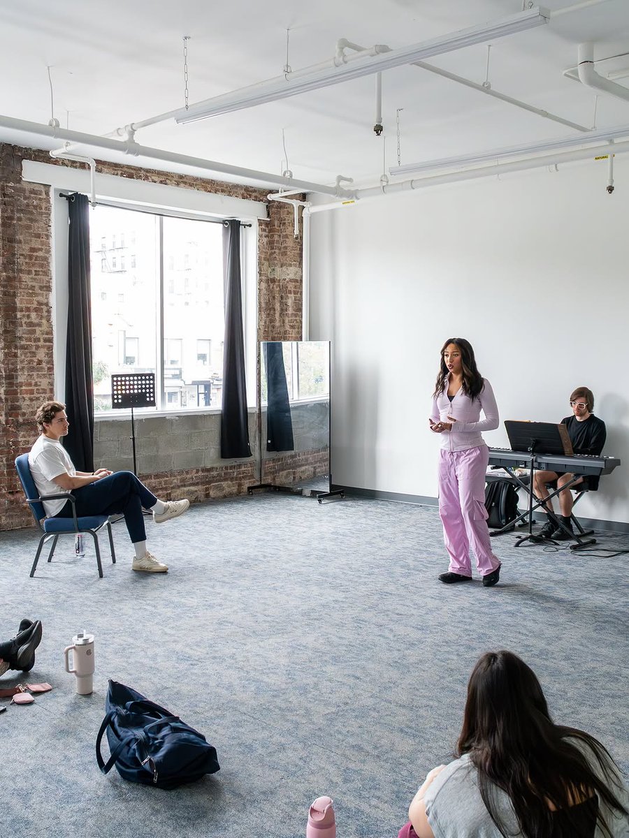 DerekKlenaDaily's tweet image. iamtnyc: Don’t mind us, just seeking our joy over here 🔥

#conservatory #theatreschool #actingclass #actortraining #danceschool #danceclass #triplethreat #musicaltheatre #theatrekid #broadwaybound #voicelessons #broadway #musicals #castingdirectors #talentagent