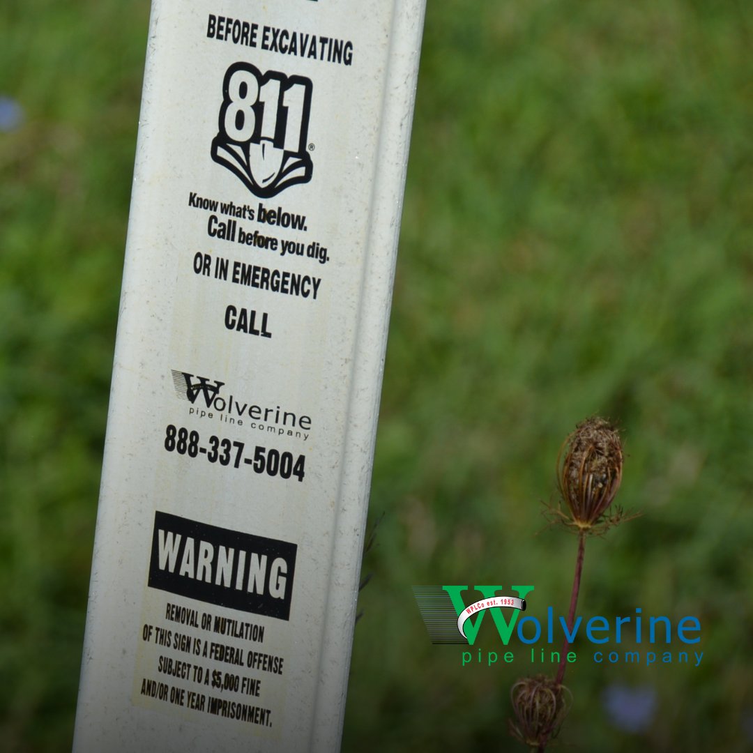 wolverinepipe's tweet image. Pipeline markers are signs installed along rights-of-way to indicate the general location of buried pipelines. Pipeline markers also provide essential information, such as a 24/7 emergency telephone number. 

Learn more: wolverinepipeline.com/community/mark…

#PipelineSafety #PipelineMarkers