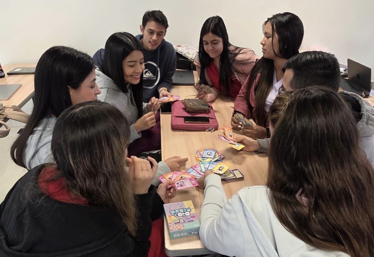 medicina_ucsc's tweet image. 🇨🇴 Raúl Aguilera, académico del Departamento de Salud Pública, participó en una pasantía investigativa en la Universidad Autónoma de Manizales, Colombia.

El kinesiólogo desarrolló actividades de docencia e innovación educativa en los programas de posgrado en Odontología.