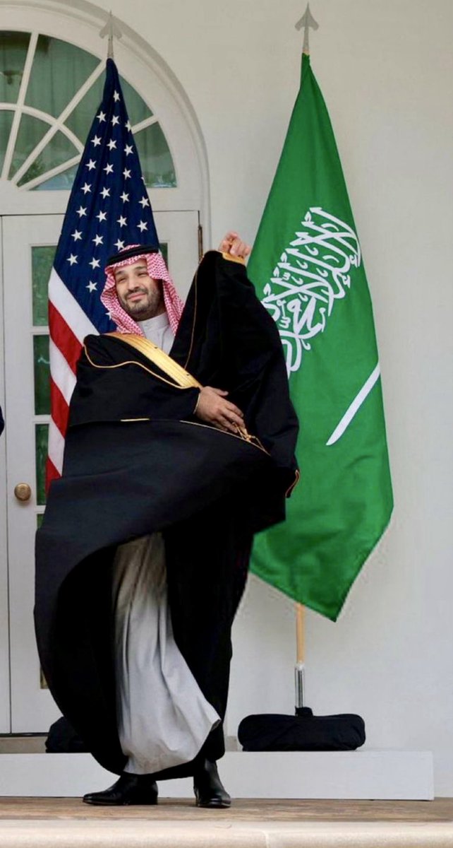 الله يحفظك ويرعاك 

ويسدد خطاك 💚🌹

#ولي_العهد 

 #محمد_بن_سلمان_في_واشنطن