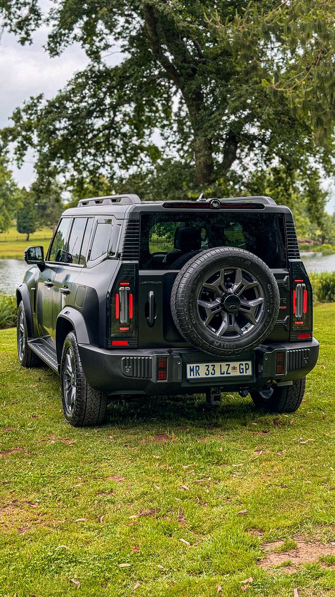 Jetour has something here. R700k for this Dark Knight and after driving it from KZN to Jozi, I’m convinced.