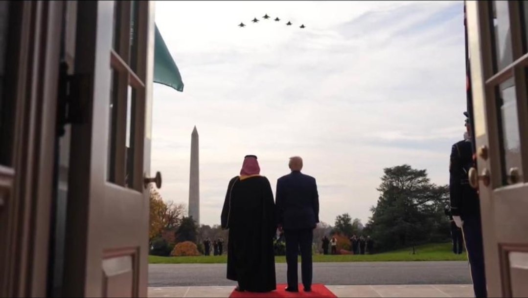 #ولي_العهد_الأمير_محمد_بن_سلمان 
وَنَحْنُ التَّارِكُوْنَ لِمَا سَخِطْنَـا

وَنَحْنُ الآخِـذُوْنَ لِمَا رَضِيْنَـا