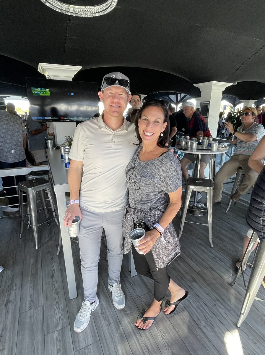 Cheers to another trip around the sun!🥂 Wishing a happy birthday to our incredible Partner, Keri Davies!🎂 Your passion for CRE, intelligence, and drive is inspirational to the team. We hope you have a great day and another year full of success!🎈