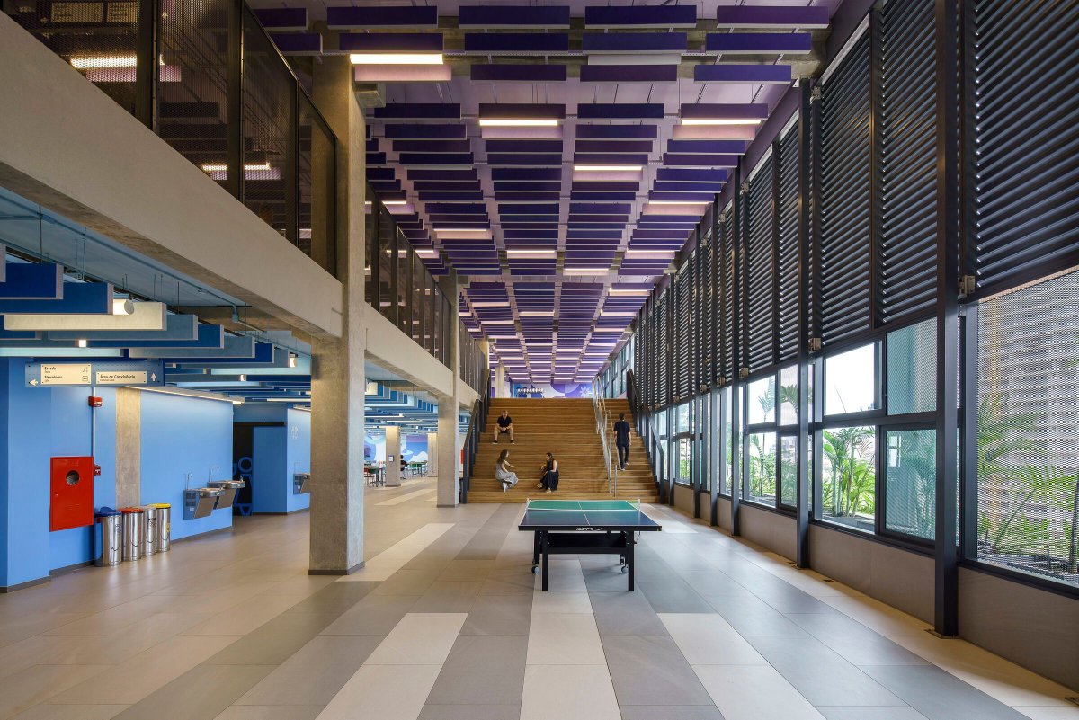 Archello's tweet image. BCMF Arquitetos’ Bernoulli School uses a modular prefabricated concrete system, solar-oriented brise-soleils, and exposed mechanical and acoustic systems to enhance efficiency, adaptability, and long-term performance.
archello.com/project/bernou… 

#ModularDesign #BriseSoleil