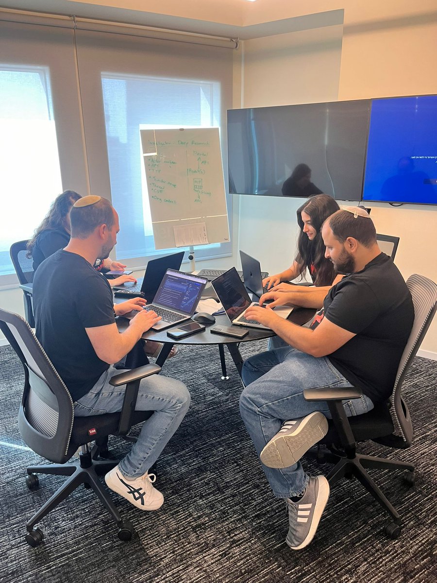 Bitsight's tweet image. Innovation starts with imagination—and our #Bitsighters are bringing it all! 💥 Bitsight’s 2025 Hackathon is a global event, kicking off in Israel with teamwork, creativity, and innovation that inspires. Here’s to building something amazing together! 💚 #LifeatBitsight